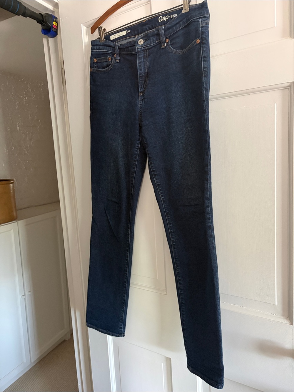 Gap 1969 Authentic Real Straight Dark Blue Women's Jeans